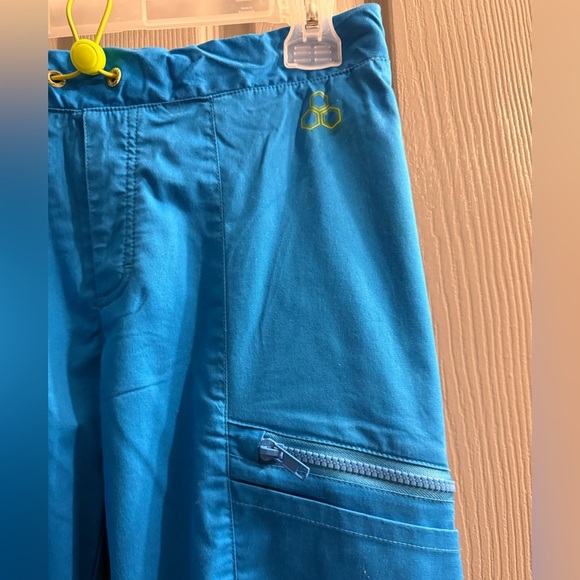 Antidote Scrub set Top & Pants in blue Women’s size Small EUC. - Picture 12 of 16
